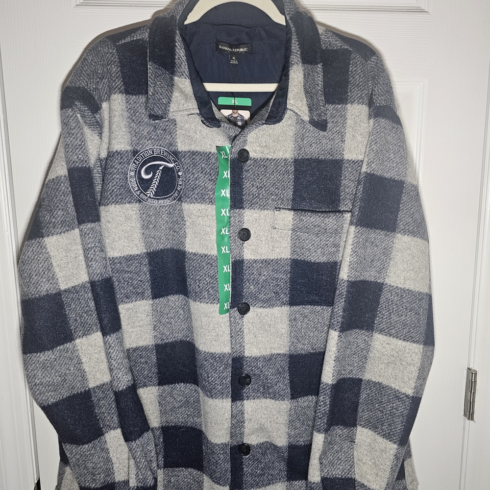 Banana Republic Men’s Heritage Button Up Shirt Jacket SzXL Gray Plaid